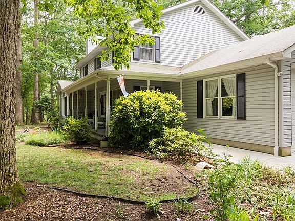 2nd image of 23612 Quail Hollow Cir