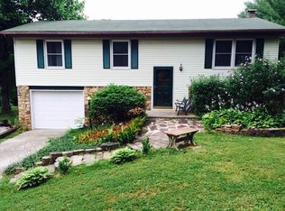 2835 E Carowinds Ct, Bloomington, IN 47401