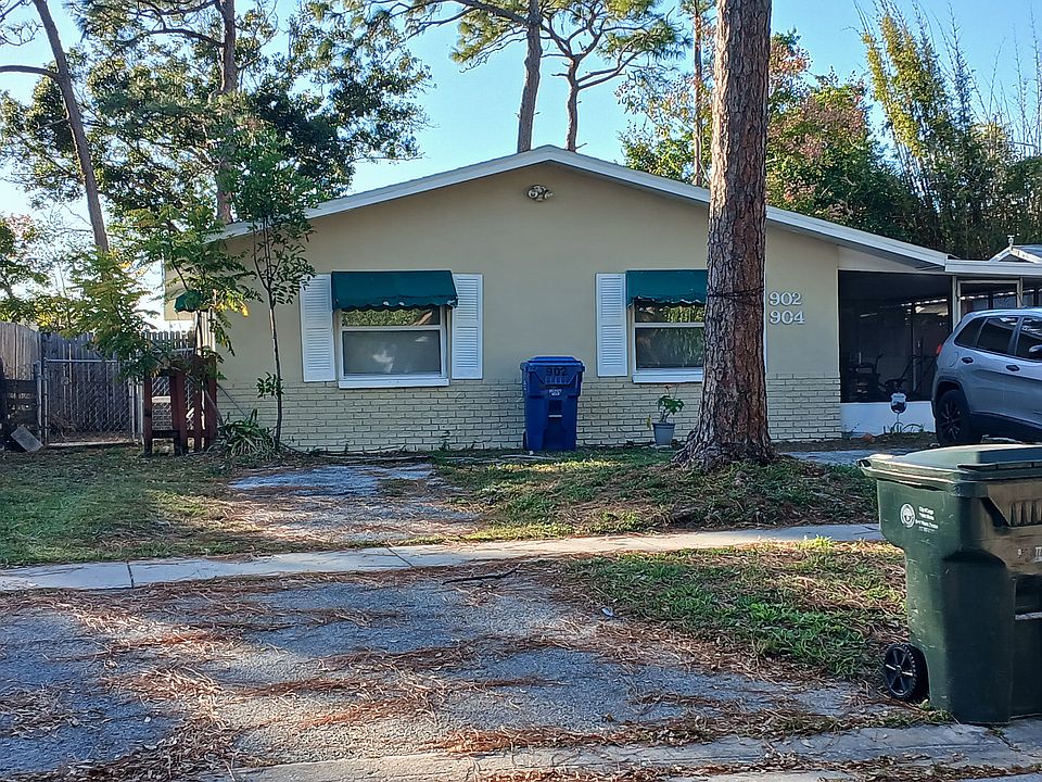 1st image of 904 Lake Palms Dr