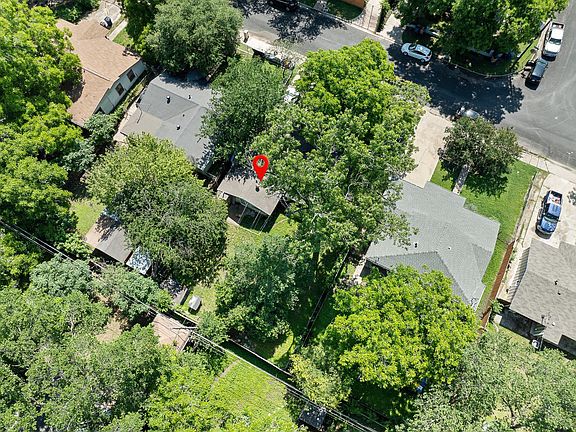 4th image of 1122 Spur St #D