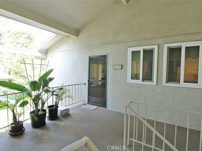 107 Via Estrada #P — Photo 2