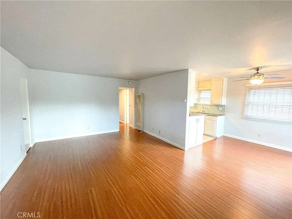 2 bed, 862 sqft, $3,050 — Photo 4