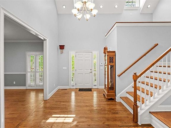 5th image of 2058 Sewanee Ct