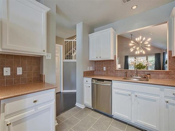 5th image of 8333 Osborne Dr