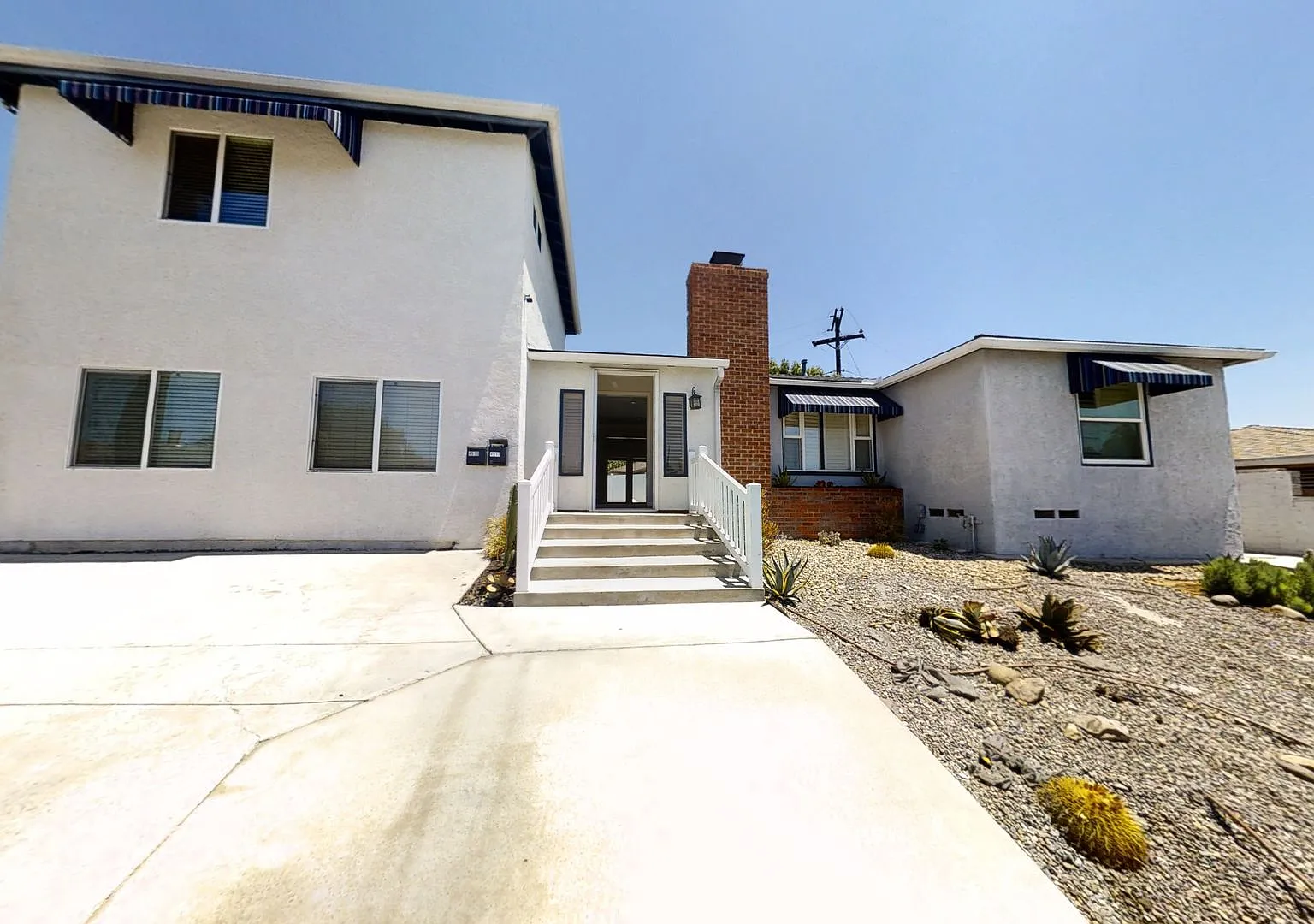 8bd/4ba On Rockford! Pool & Spa! — Photo 2
