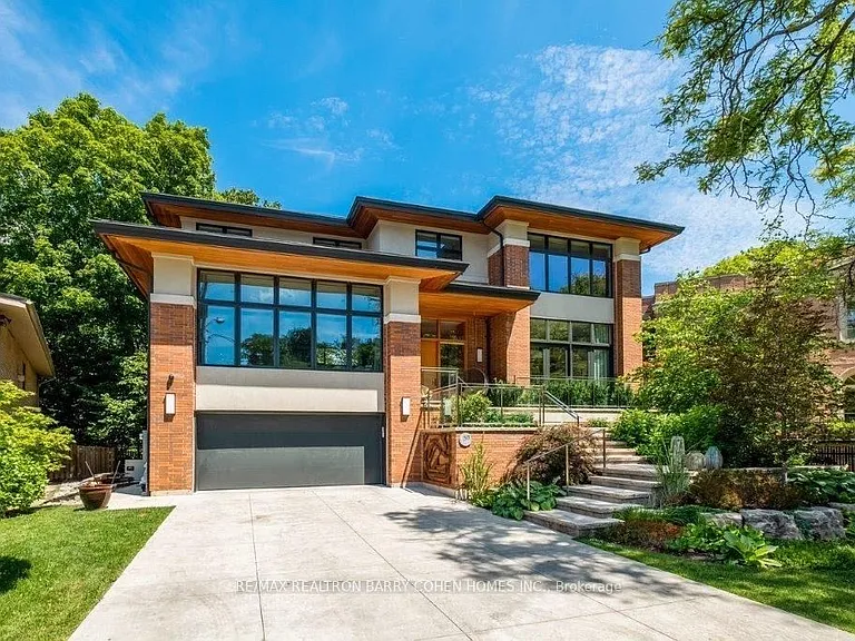 58 Timberlane Dr — Photo 1