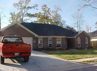 1215 Katrina Dr, Bryant, AR 72022