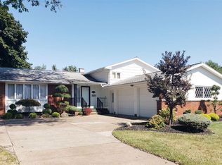 119 Arlington Dr, Bellevue, OH 44811