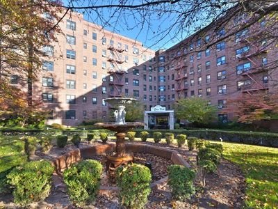 84-01 Main Street #525, Jamaica, NY, 11435