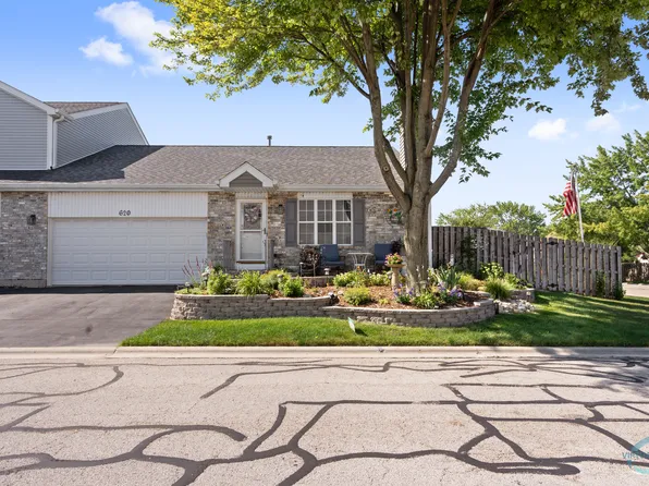 620 Glenhurst Ct, Romeoville, IL 60446