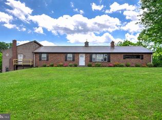 2885 Stoverstown Rd, Spring Grove, PA 17362