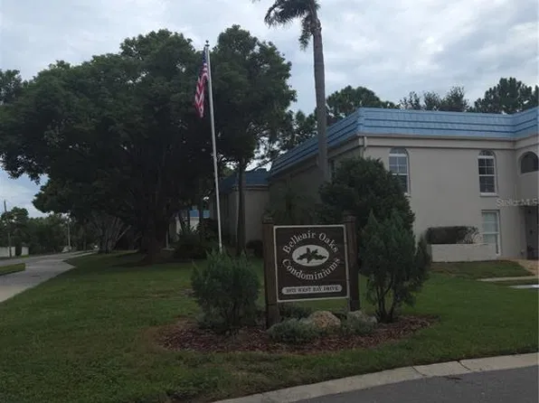 1975 W Bay Dr APT 403, Largo, FL 33770
