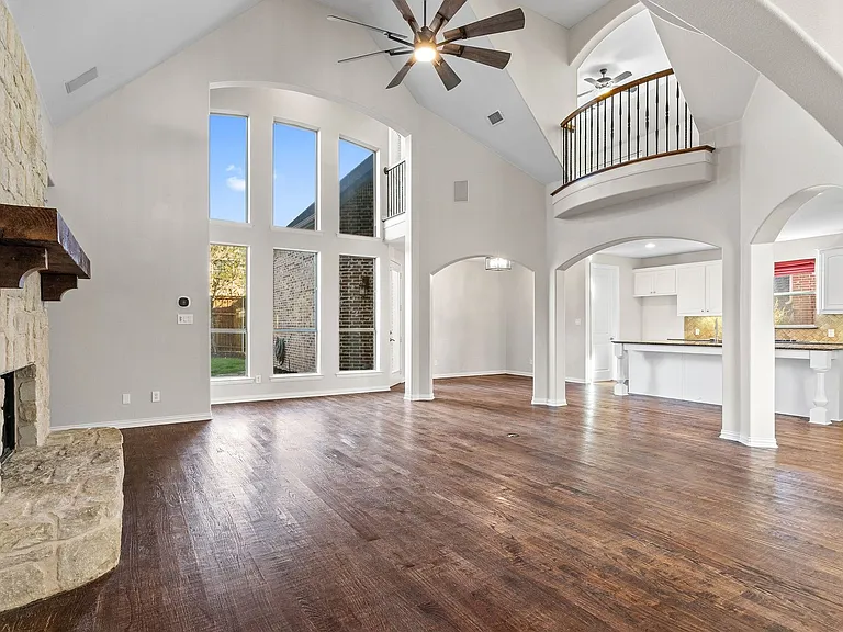 4542 Carraway Dr — Photo 11