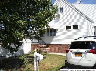 247 Graves St, Staten Island, NY 10314