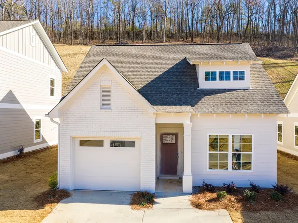 1271 Shades Ter, Birmingham, AL 35210