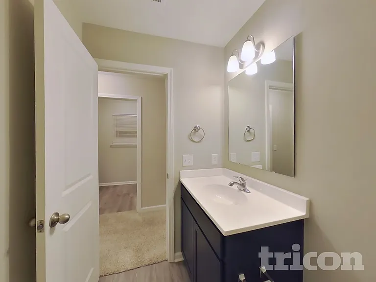 301 Thomas Point Dr — Photo 14
