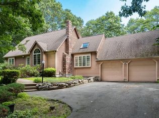 5 Tower Hill Dr, East Bridgewater, MA 02333