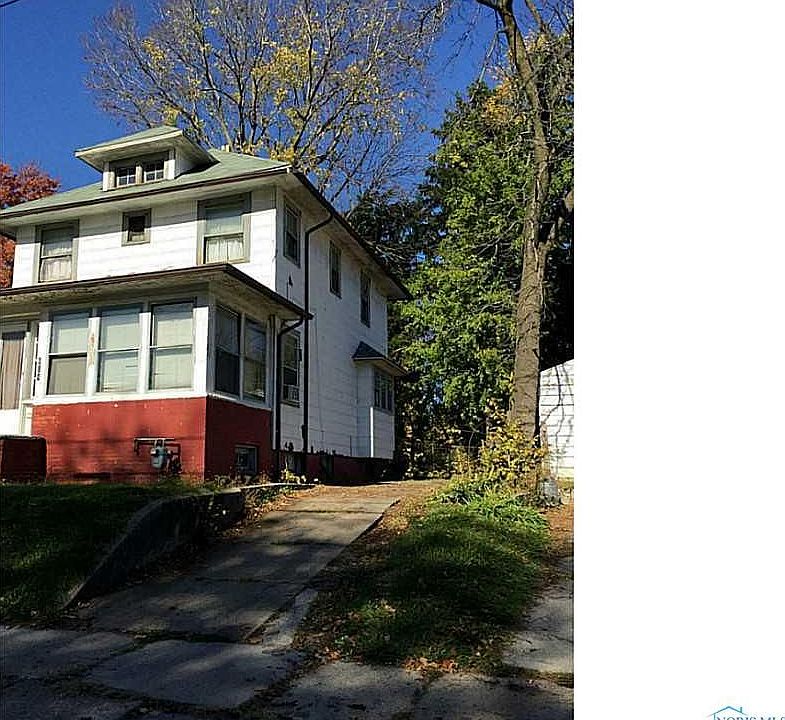 2nd image of 614 Arcadia Ave