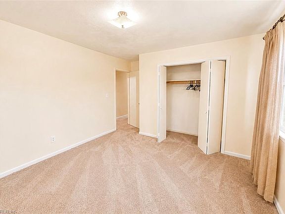 5th image of 4866 Texas Ave