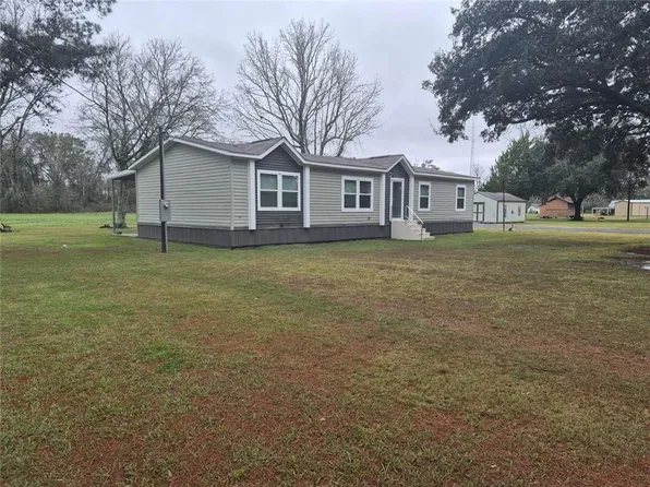 8390 Lebeau Rd, Livonia, LA 70755