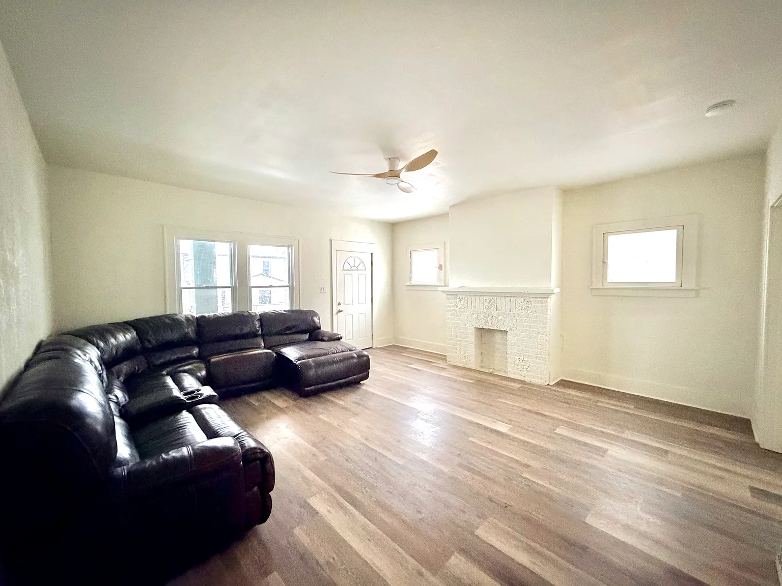 2 bed, 1200 sqft, $850 — Photo 4