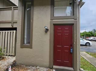 5706 NW 22nd Ct BUILDING 28, Lauderhill, FL 33313