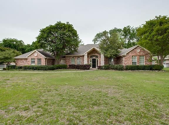 2nd image of 174 Skyline Dr