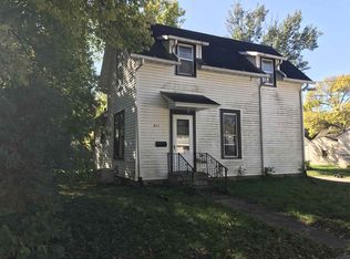 611 4th Ave SW, Independence, IA 50644