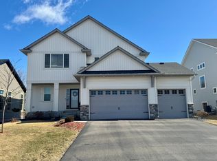 2087 Brookview St, Shakopee, MN 55379