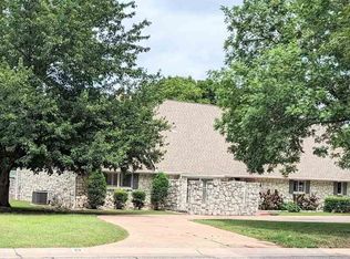 49 Stoneridge Rd, Ponca City, OK 74604