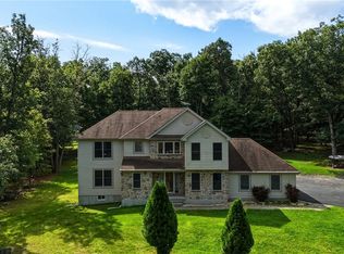 192 Waverly Dr, East Stroudsburg, PA 18302
