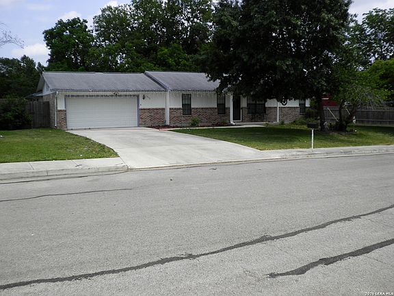2nd image of 315 CHAPARRAL CREEK DR