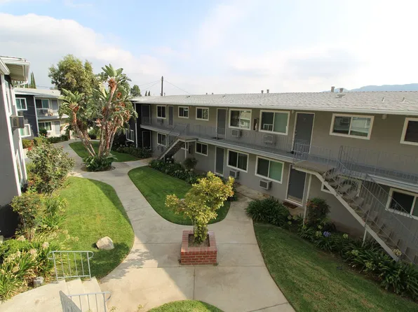 FOOTHILL VILLAGE, 3123 Foothill Blvd #12, La Crescenta, CA 91214