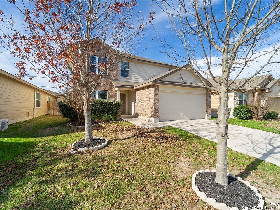 1st image of 8825 Palmetto Falls