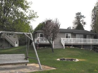 4520 Nipigon Dr, Gladwin, MI 48624
