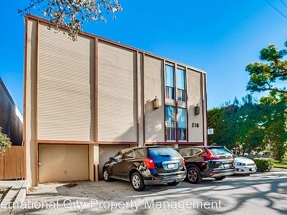 2nd image of 218 Loma Ave APT 6