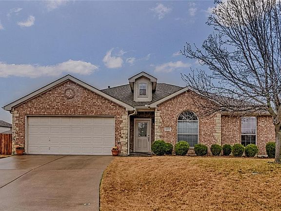 3rd image of 4602 Valleyview Dr