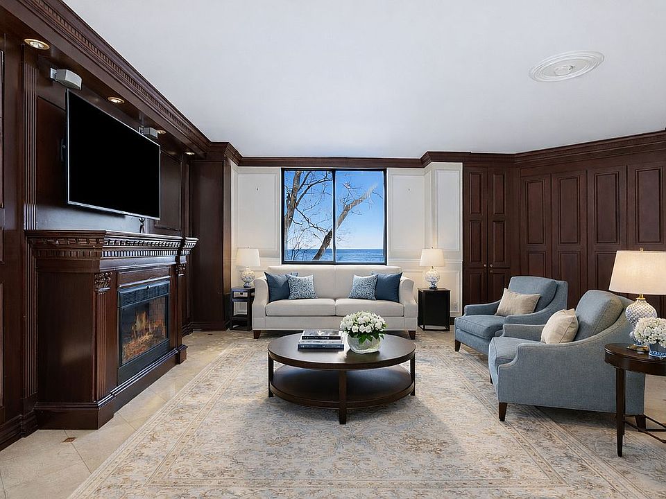 1st image of 377 Rector Pl APT 2A