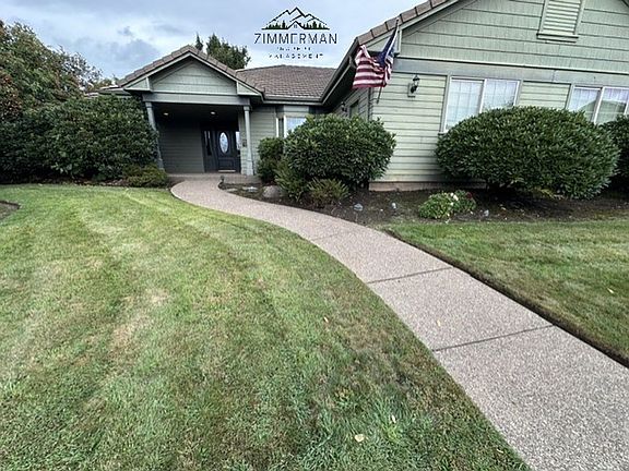 2nd image of 3479 Hampton Way