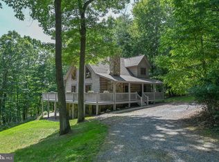 204 Farm View Ln, Oakland, MD 21550