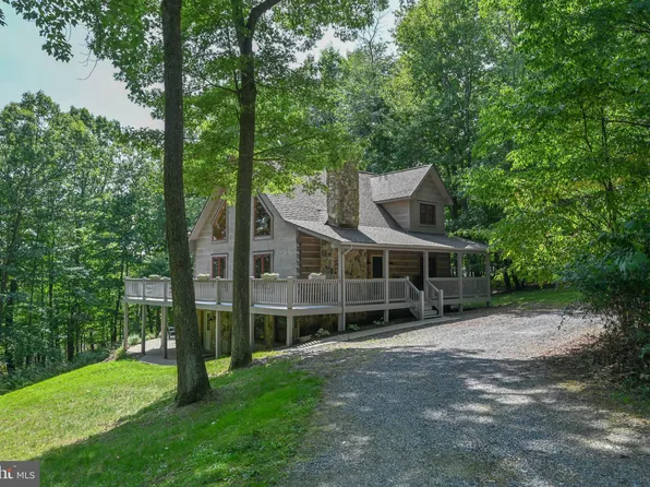 204 Farm View Ln, Oakland, MD 21550