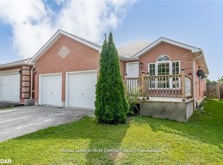 5 Monique Cres, Barrie, ON L4M 6Z3