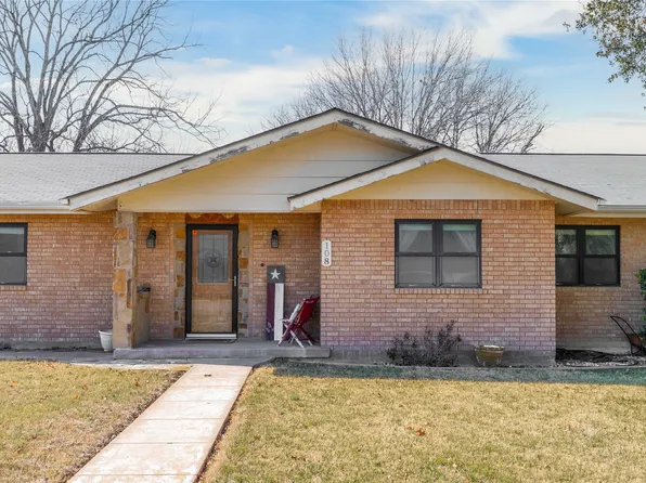 108 S Harkey St, San Saba, TX 76877