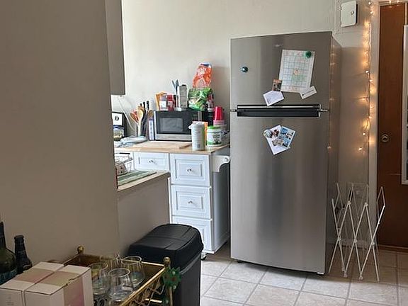4th image of 22-73 Steinway St #10