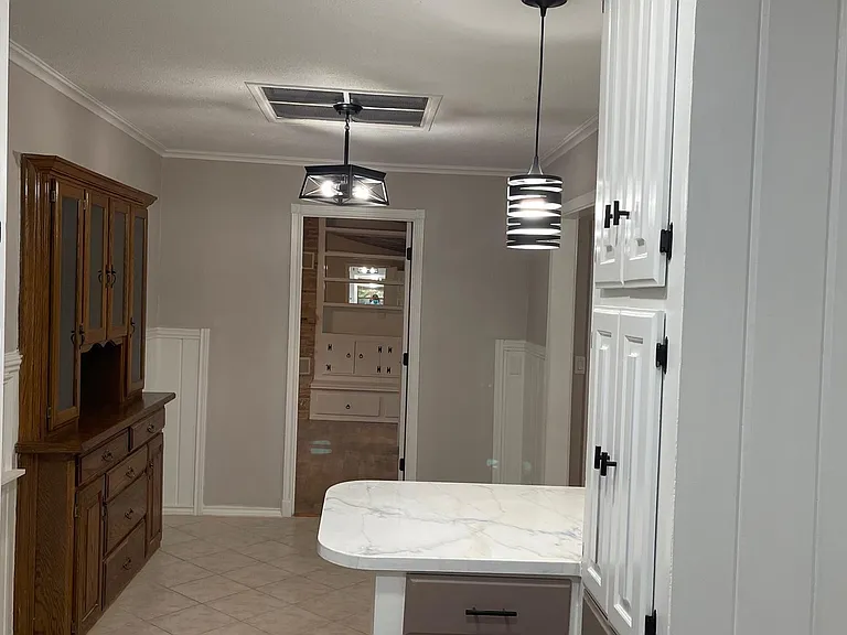 3611 Fleetwood Dr — Photo 9