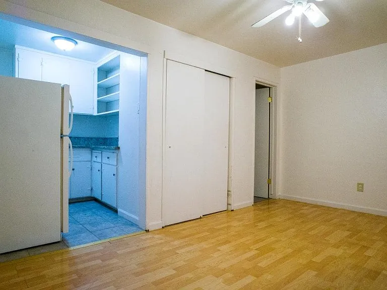 2123 P St #E — Photo 1