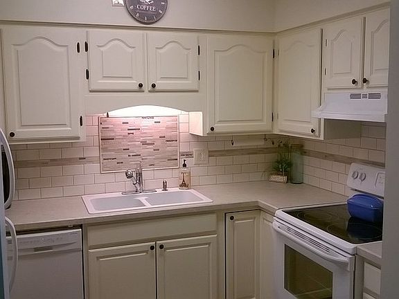 4th image of 806 W Michigan Ave APT 305E