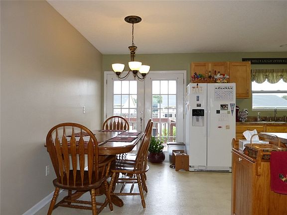5th image of 301 W Ashtyn Ln