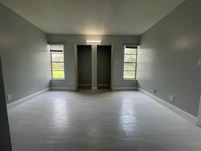 10169 Twin Lakes Dr #33 — Photo 2