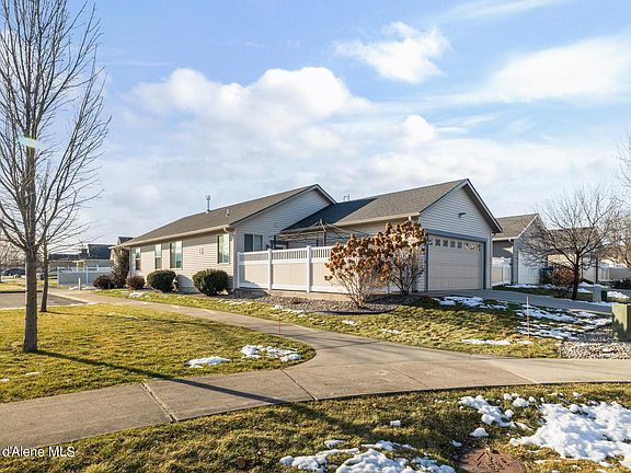 4th image of 2629 N Galvan Dr